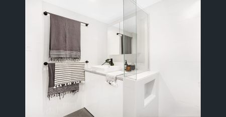 Beachside Beauty - Photo 5