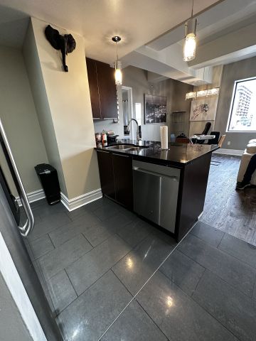1010 Rue Ste Catherine E., Montréal (Ville-Marie), QC H2L - Photo 3