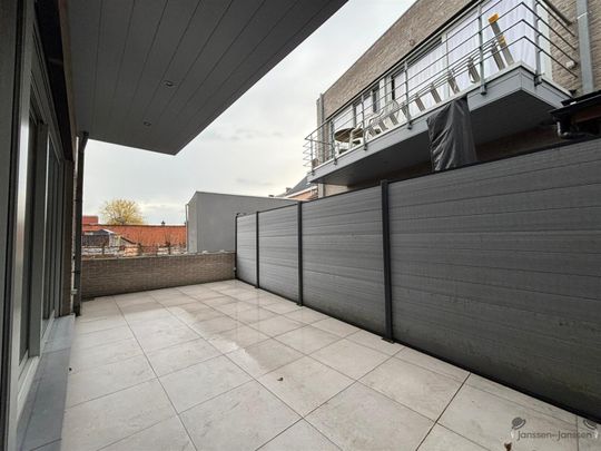 Modern appartement met twee slaapkamers in centrum Kapellen. - Foto 1