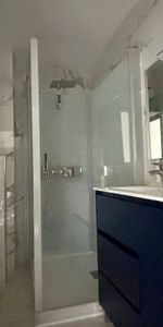 ST LAURENT DU VAR - GARE - STUDIO MEUBLE - - Photo 4