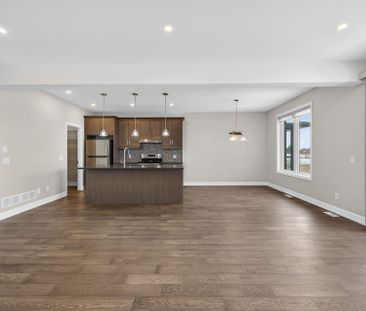 For Lease - 3951 Mitchell Crescent, Fort Erie, Ontario - Photo 2