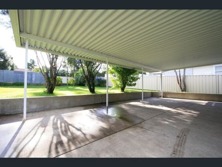 25 Jubilee Street, East Maitland NSW 2323 - House For Rent | Domain - Photo 5