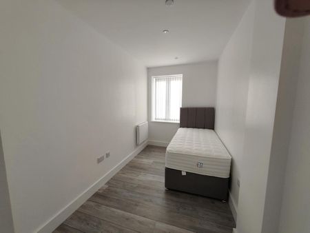 2 bedroom flat to rent - Photo 5