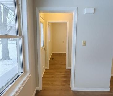 For Lease - 15 Union Street, Belleville, Ontario - Photo 3