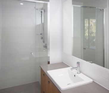 Contemporary 3-Bedroom Apartment in Prime Maroochydore Location - Photo 4