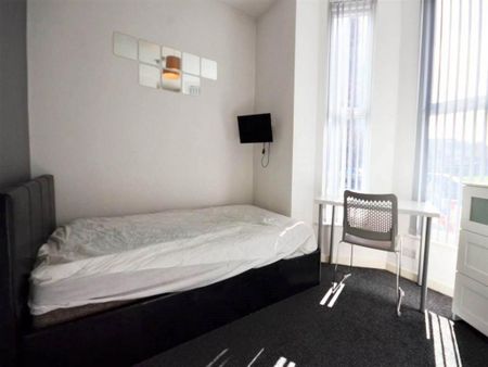 2 bedroom house share to rent - Photo 2