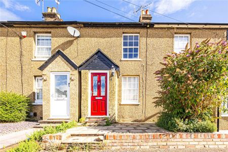 3 bed Terraced House for rent - Photo 5