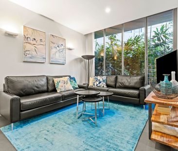 Contemporary Fully Furnished luxury living on the edge of Sydney's CBD - Photo 2