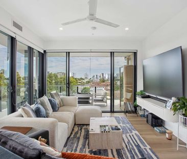 Contemporary Top Floor Apartment in the Heart of Tweed Heads - Photo 2