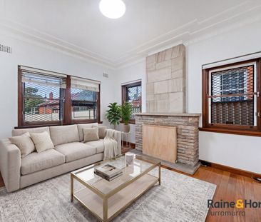 Renovated 3-Bedroom Home in Ultra-Convenient Location - Photo 1