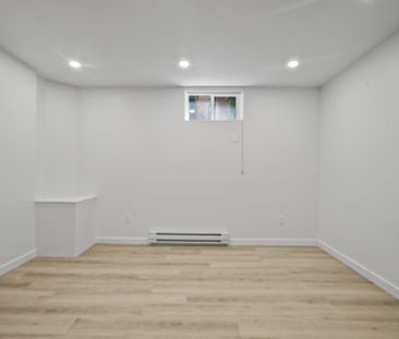 For Lease - 25 Chamberlain Avenue Unit# Lower, Toronto, Ontario - Photo 1