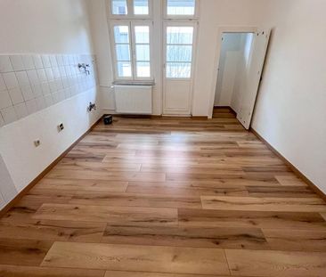 # ERSTBEZUG NACH RENOVIERUNG # (geräumige) 3 Zimmer-Wohnung am Rand... - Photo 6