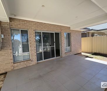 Modern Home in Quiet Location! - Photo 3