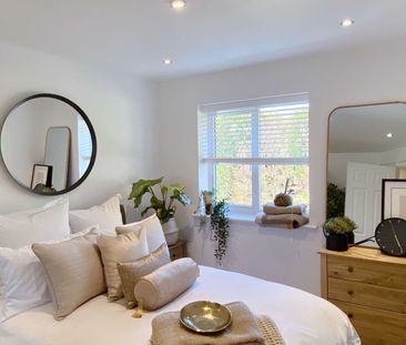 Hopper Vale Room 6 - Photo 3