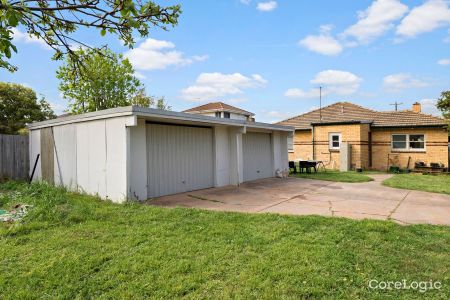 1423 Centre Road, 3168, Clayton Vic - Photo 2