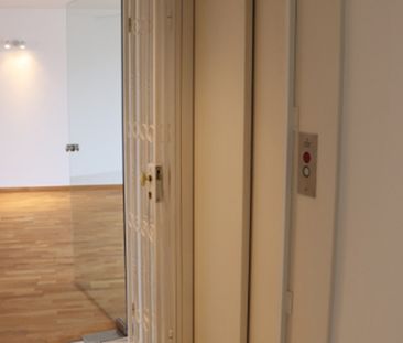 Duplexappartement met 3 SLK, ruim ZUID-terras en autostaanpl - Foto 4