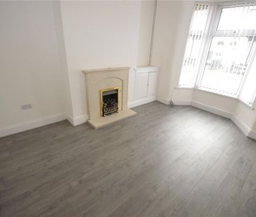 3 bedroom end of terrace house to rent - Photo 6