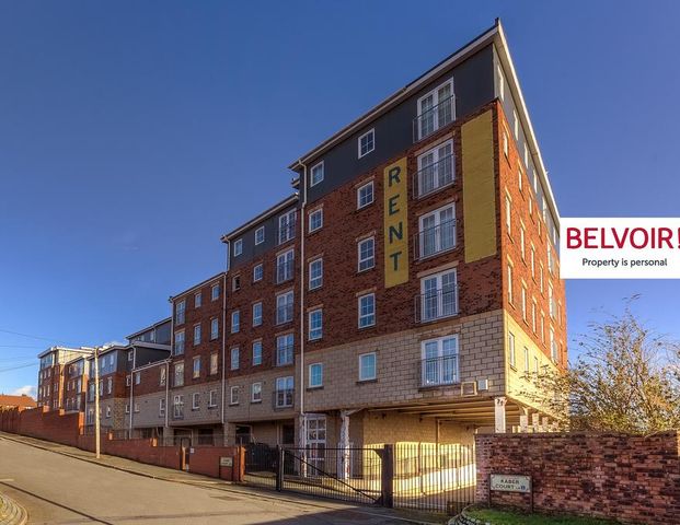 2 bedroom flat to rent - Photo 1