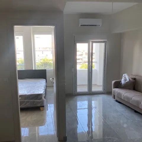 Studio/Γκαρσονιέρα για ενοικίαση Κέντρο (Μενεμένη) - Photo 2