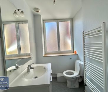 Location Appartement 3 pièces 69m² ST ETIENNE 42000 - Photo 4