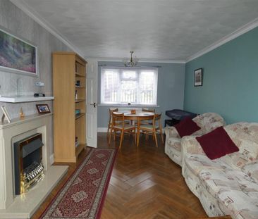 3 bedroom townhouse to rent - Photo 4