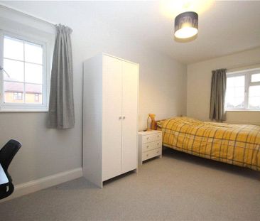 1 bedroom in a house share to rent - Photo 4