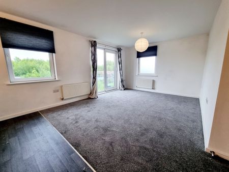 Property To Rent Lower Hall Street, St. Helens, WA10 | 2 Bedroom Apartment through Little Estate Agents - Photo 2