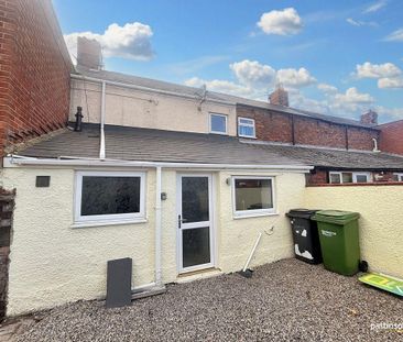 2 bed terraced house to rent in NE63 - Photo 5