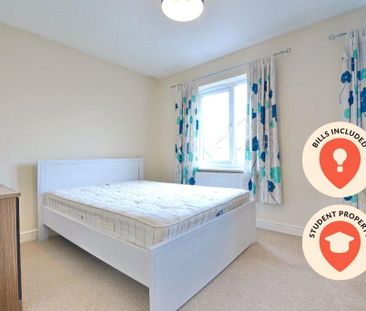 1 bedroom in a house share to rent - Photo 2