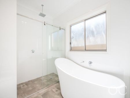 Open the Door to Contemporary Comfort - Photo 5