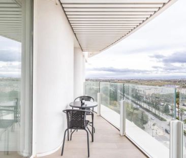 Apartamento de alquiler en Avenida Corts Valencianes, Sant Pau - Photo 1
