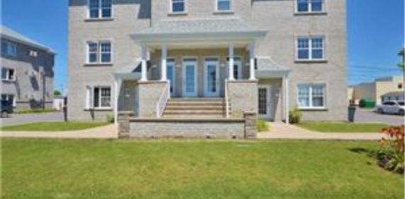 4 1/2 **style Condo** - Photo 2