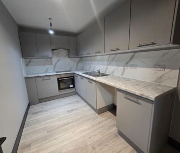 Hepworth Road, London SW16 - Photo 2