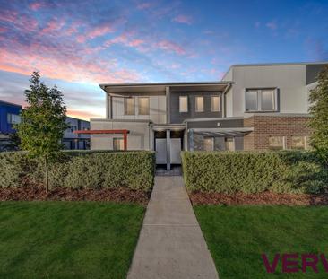 CONTEMPORARY TOWNHOUSE IN WRIGHT – MODERN DESIGN, PRIME LOCATION - Photo 1