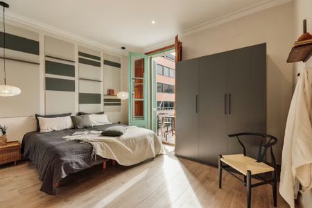 Carrer de Pau Claris, Barcelona, Catalonia 08009 - Photo 5