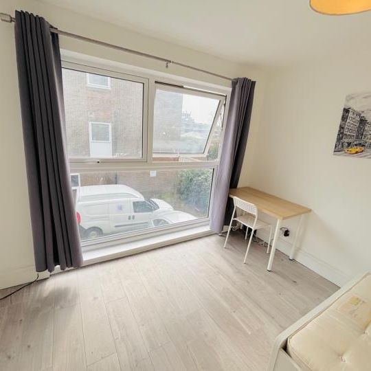 1beds House - Photo 1