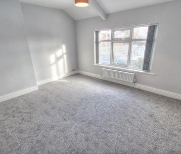 2 bedroom semi-detached house to rent - Photo 6