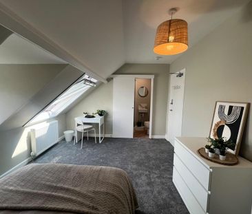 Flat to rent - Photo 1