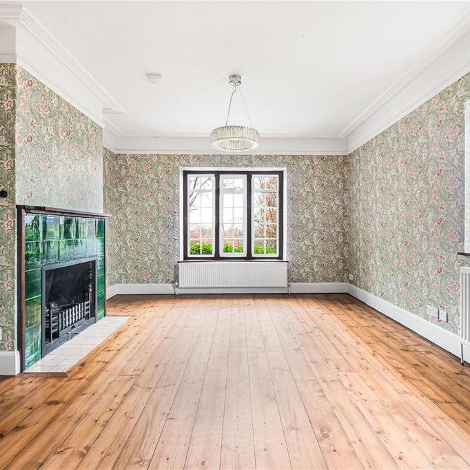 6 bedroom detached house to rent - Photo 1