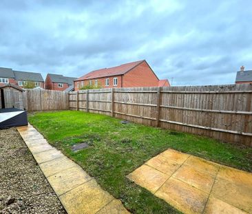 2 bedroom semi-detached house to rent - Photo 3