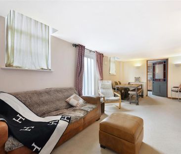 2 bedroom cottage to rent - Photo 2