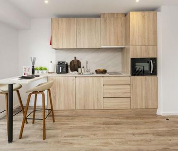 Studio to rent - Photo 5