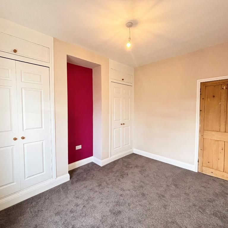 2 bedroom terraced house to rent - Photo 1