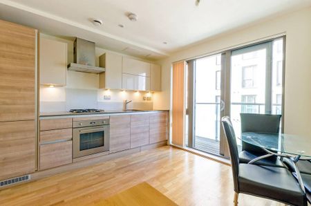 Studio to rent - Photo 5