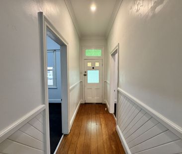 CHARMING HOME - Photo 6