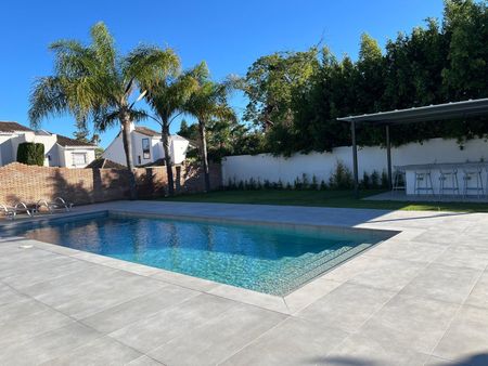 Chalet en alquiler en Nueva Andalucia, Marbella - Photo 2