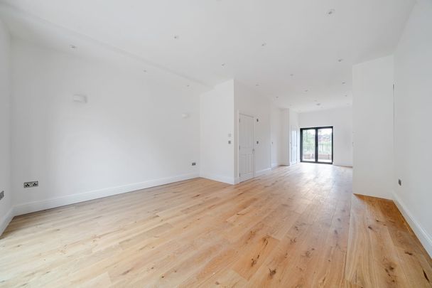 3 bedroom town house to rent - Photo 1