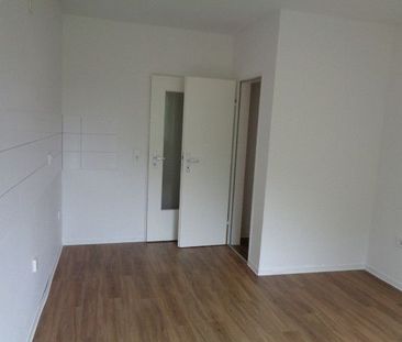 Reinkommen und Wohlfühlen: günstige 4-Zimmer-Wohnung - Foto 6