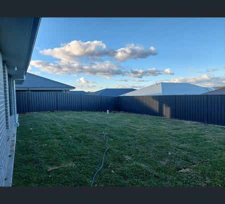 15 Pikewood Rd, Heddon Greta, NSW 2321 - Photo 2