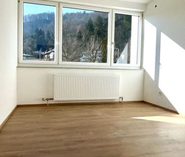 Wunderschöne neu renovierte 3 Zimmer Wohnung in Bestlage - Photo 2